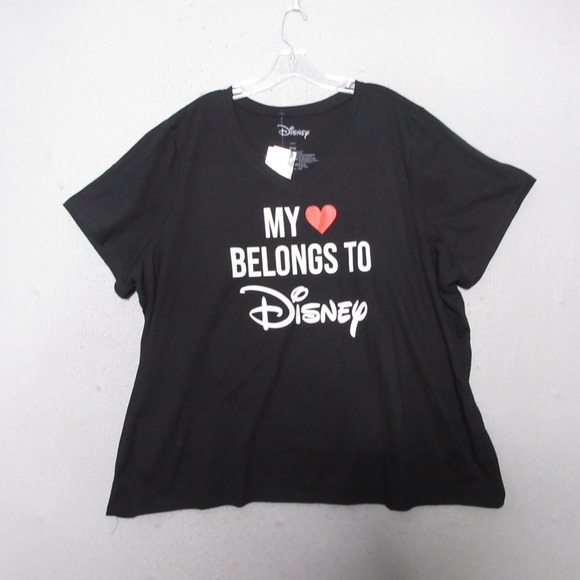 Disney Tops - Disney T Shirt Women Plus‎ 26 28 Black My Heart Belongs To Disney Vacation NWT
